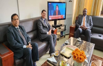 After arriving at Brazzaville on 20 October 2023, Ambassador Shri Madan-Lal RAIGAR had a courtesy meeting with Mr. Alexis EKABA, Head of the Department of Protocol, Chancery and Diplomatic Immunities at the Ministry of Foreign Affairs of the Republic of Congo.  He was accompanied by Shri N. Venkatraman, Second Secretary and HOC.